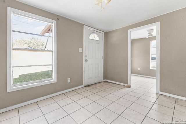 508 E Edmonds Ave, San Antonio, TX 78214