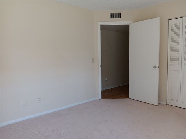18 Vista Gardens Trail 102, Vero Beach, FL 32962