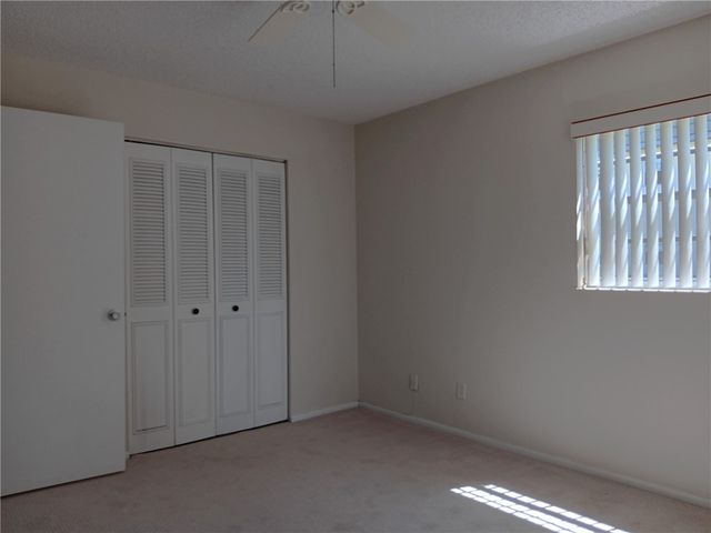 18 Vista Gardens Trail 102, Vero Beach, FL 32962