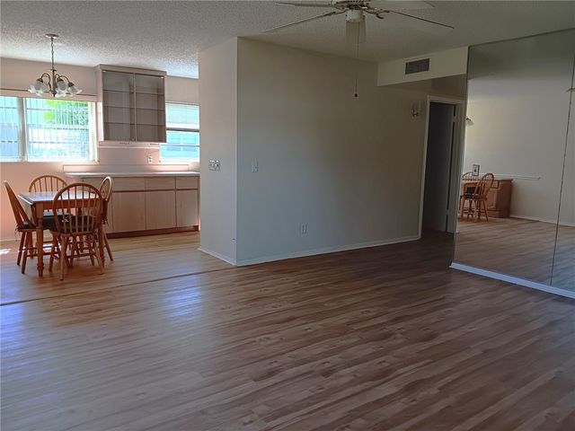 18 Vista Gardens Trail 102, Vero Beach, FL 32962