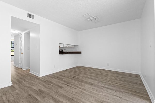 769 SE 1st Way 85, Deerfield Beach, FL 33441