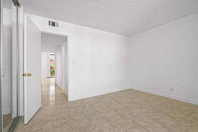 769 SE 1st Way 85, Deerfield Beach, FL 33441