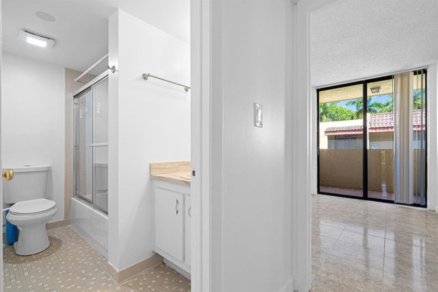769 SE 1st Way 85, Deerfield Beach, FL 33441