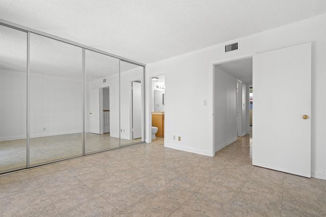 769 SE 1st Way 85, Deerfield Beach, FL 33441