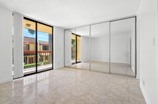 769 SE 1st Way 85, Deerfield Beach, FL 33441