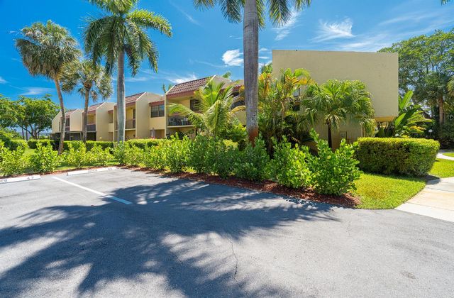 769 SE 1st Way 85, Deerfield Beach, FL 33441