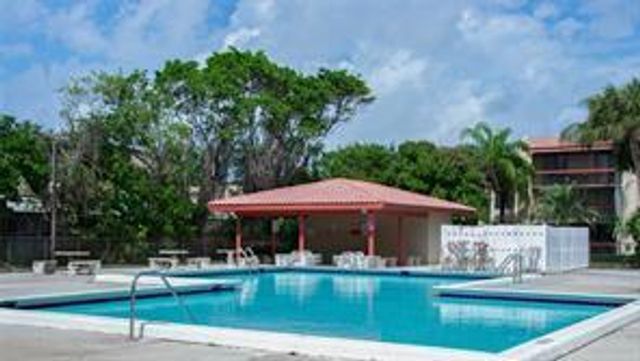 769 SE 1st Way 85, Deerfield Beach, FL 33441