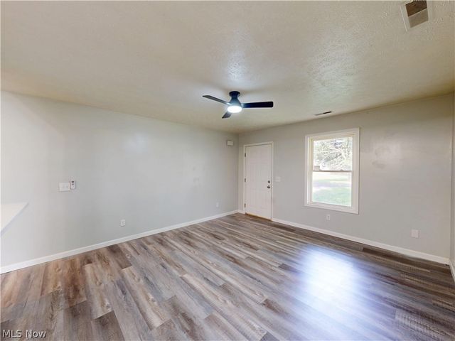28 Sycamore Drive, Painesville Twp, OH 44077