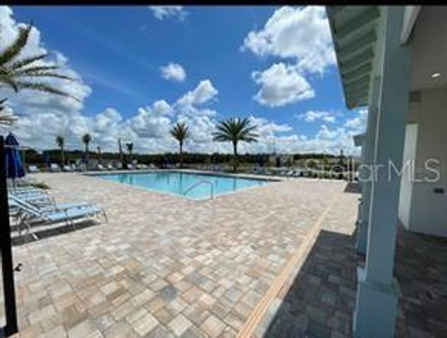 1025 FIG STREET, Tavares, FL 32778