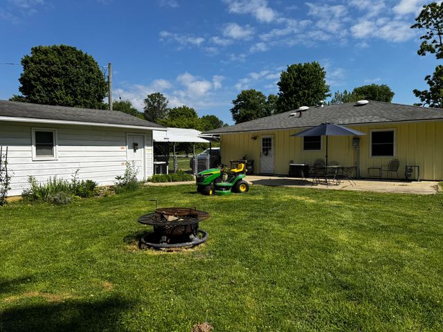 3033 Arrowhead Drive, Lexington, KY 40503