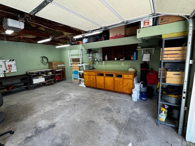 3033 Arrowhead Drive, Lexington, KY 40503
