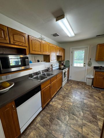 3033 Arrowhead Drive, Lexington, KY 40503