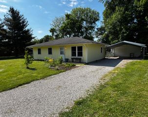 3033 Arrowhead Drive, Lexington, KY 40503