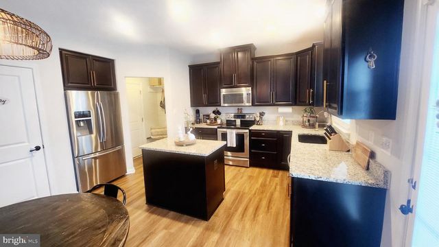 139 TOLLERTON TRAIL, Falling Waters, WV 25419