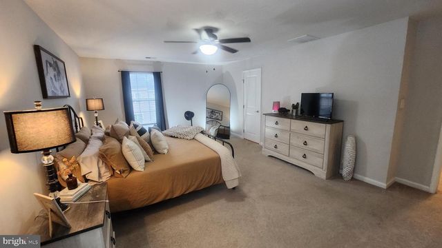 139 TOLLERTON TRAIL, Falling Waters, WV 25419