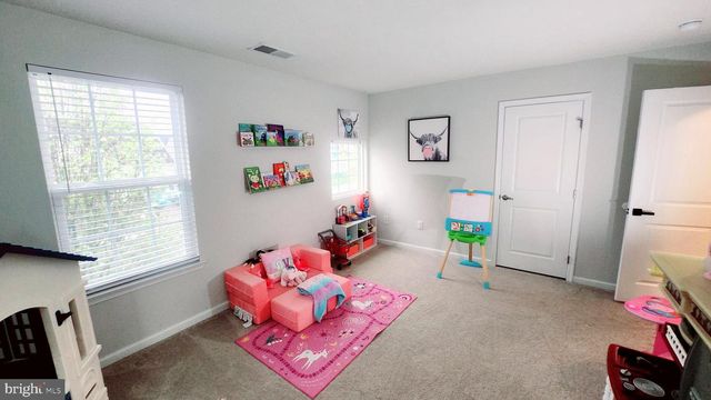 139 TOLLERTON TRAIL, Falling Waters, WV 25419
