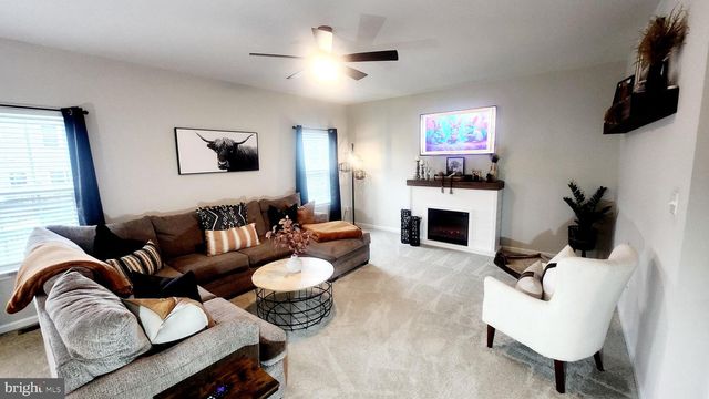 139 TOLLERTON TRAIL, Falling Waters, WV 25419