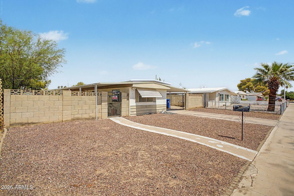 6618 W HATCHER Road, Glendale, AZ 85302 — photo 2