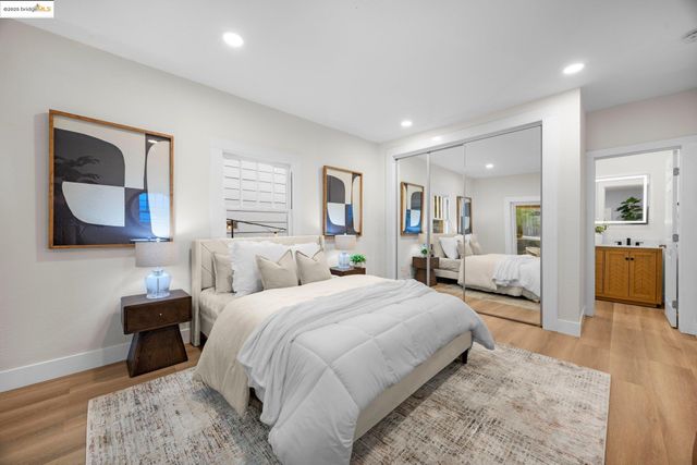 415 Sunnyslope Ave, Oakland, CA 94610