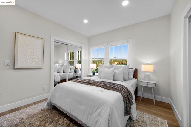 415 Sunnyslope Ave, Oakland, CA 94610