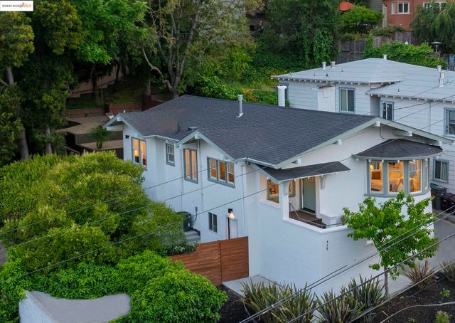 415 Sunnyslope Ave, Oakland, CA 94610