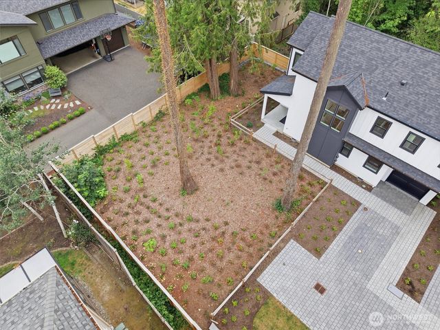 9012 124th Lane NE, Kirkland, WA 98033