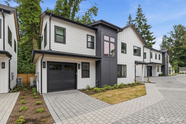 9012 124th Lane NE, Kirkland, WA 98033