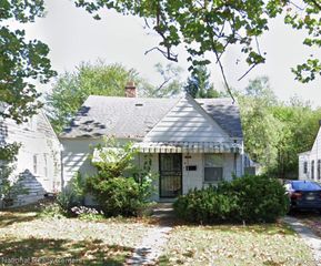 19202 Glastonbury Road, Detroit, MI 48219