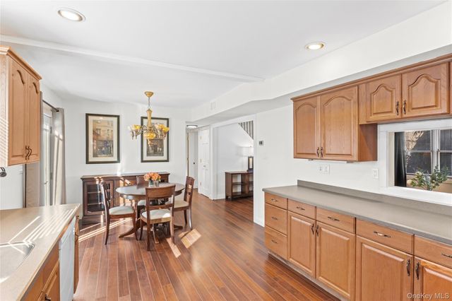 193 Glen Summer Road, Holbrook, NY 11741