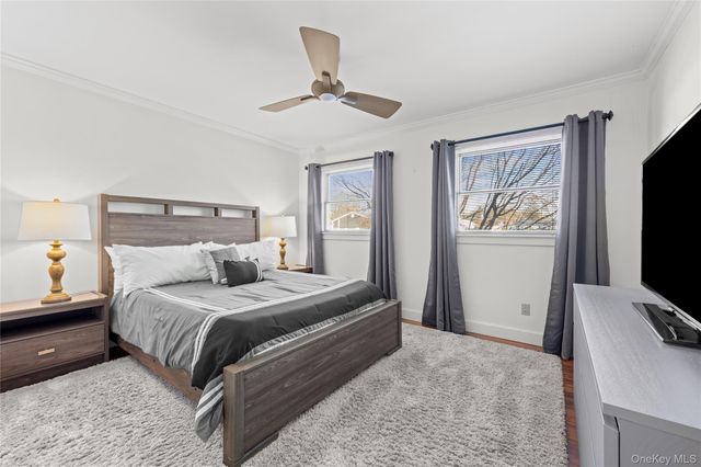 193 Glen Summer Road, Holbrook, NY 11741