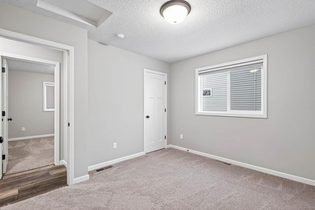 9242 25th Street NE, Saint Michael, MN 55376