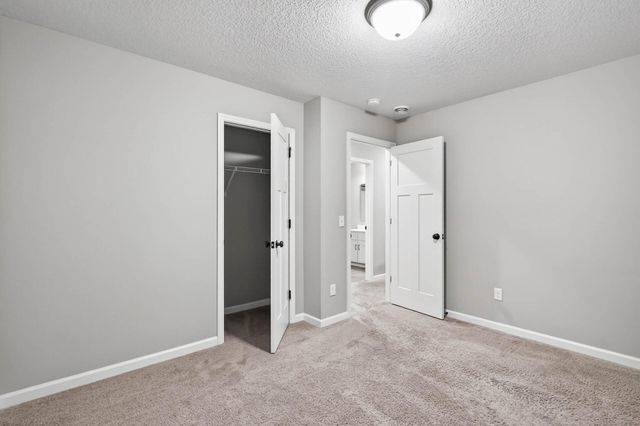 9242 25th Street NE, Saint Michael, MN 55376