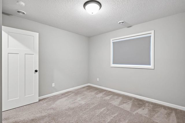 9242 25th Street NE, Saint Michael, MN 55376