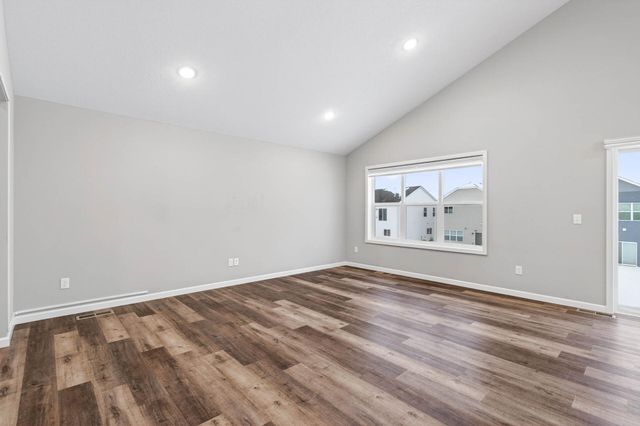 9242 25th Street NE, Saint Michael, MN 55376