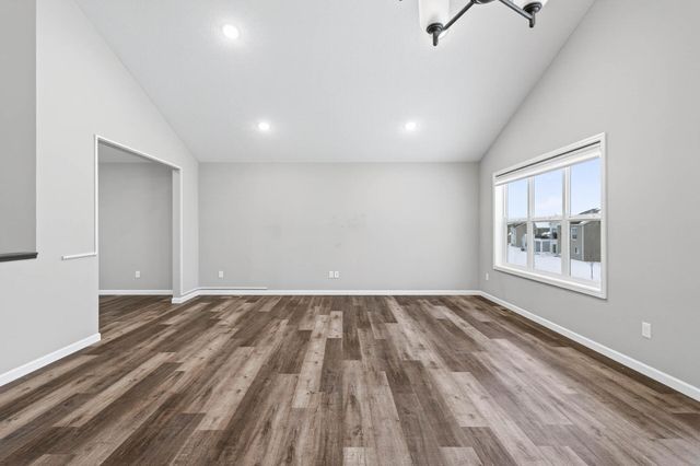 9242 25th Street NE, Saint Michael, MN 55376