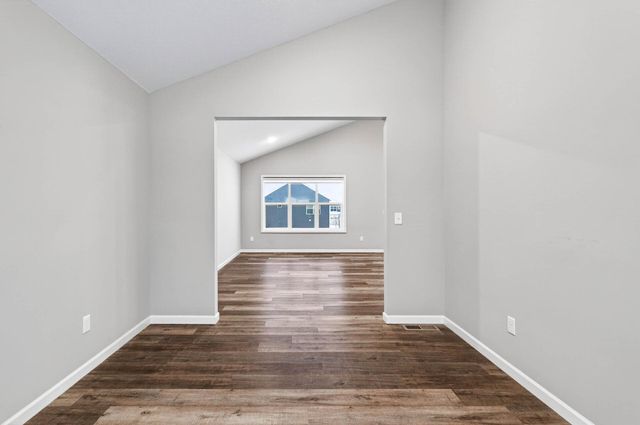 9242 25th Street NE, Saint Michael, MN 55376