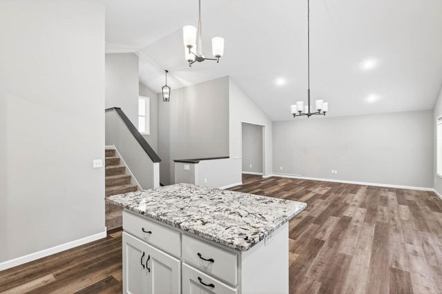 9242 25th Street NE, Saint Michael, MN 55376