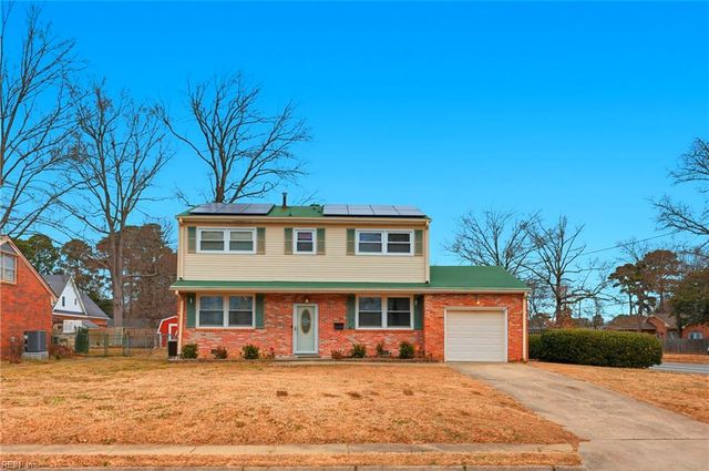 100 Bramston DR, Hampton, VA 23666