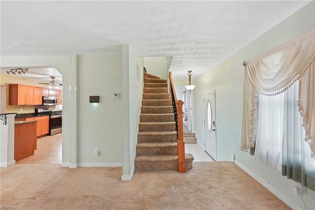 100 Bramston DR, Hampton, VA 23666