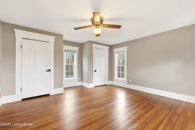 1574 Wales Run Rd, Mt Washington, KY 40047