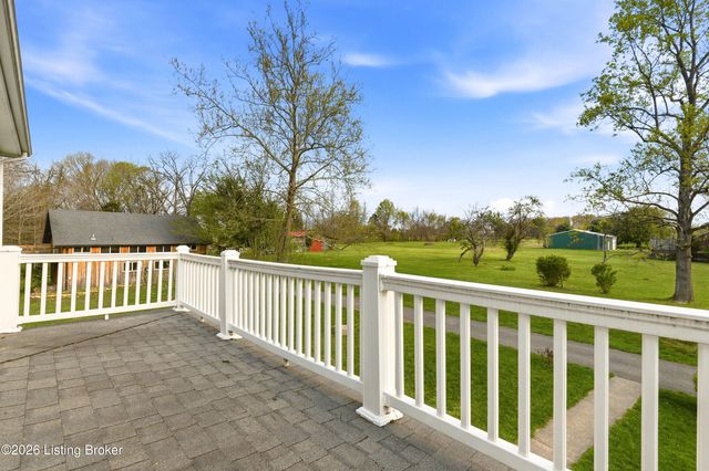 1574 Wales Run Rd, Mt Washington, KY 40047