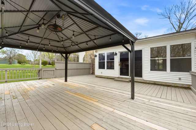 1574 Wales Run Rd, Mt Washington, KY 40047