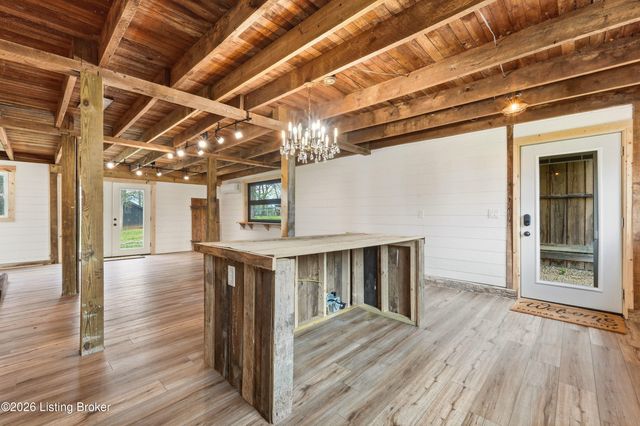 1574 Wales Run Rd, Mt Washington, KY 40047