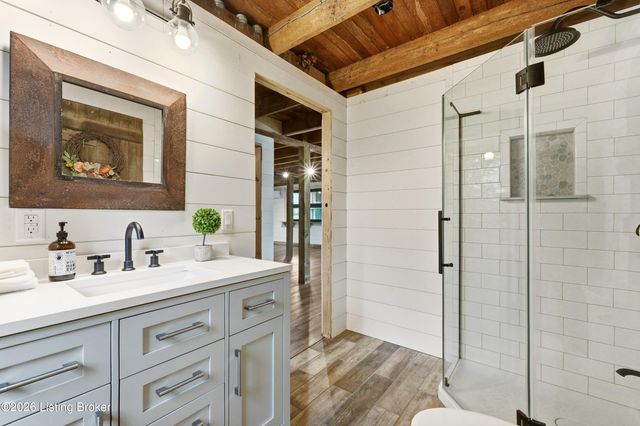 1574 Wales Run Rd, Mt Washington, KY 40047