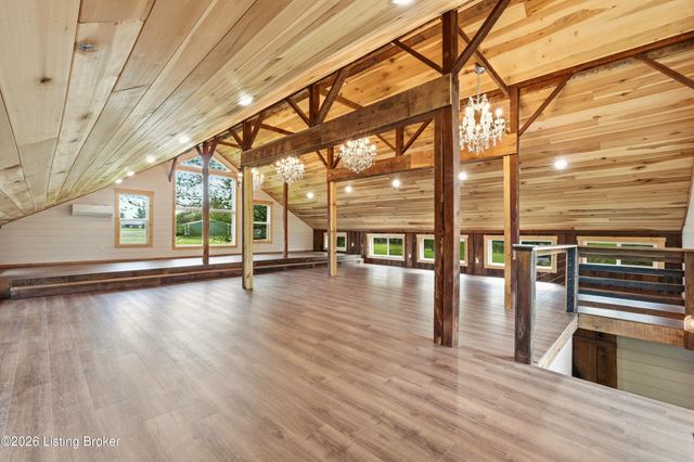 1574 Wales Run Rd, Mt Washington, KY 40047