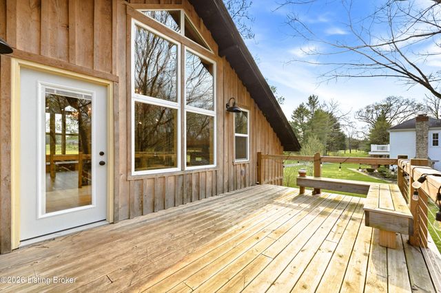 1574 Wales Run Rd, Mt Washington, KY 40047