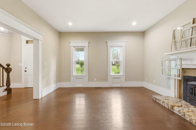 1574 Wales Run Rd, Mt Washington, KY 40047