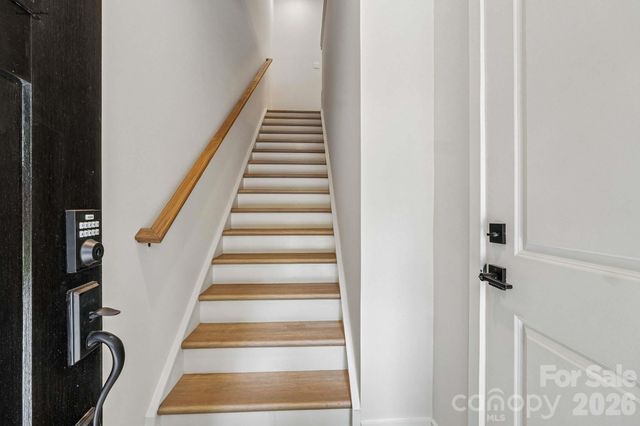 509 Annagh Drive, Charlotte, NC 28217