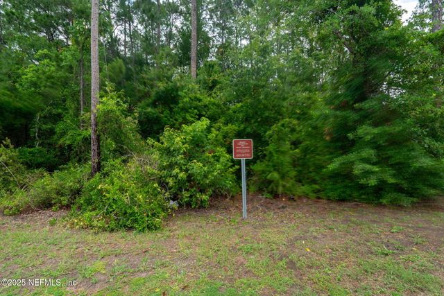 852 CAPITOL Parkway, Jacksonville, FL 32218