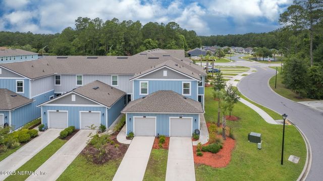 852 CAPITOL Parkway, Jacksonville, FL 32218